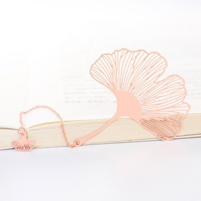 Metal Creative Paper Pattern Hollow Plating Maple Leaf Tassel Apricot Leaf Bookmark